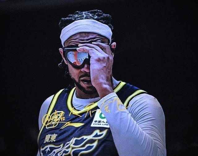 足总杯关键时刻再迎强敌，布鲁克林篮网官宣签约，主帅态度——球迷炸锅，轮换策略成焦点的简单介绍