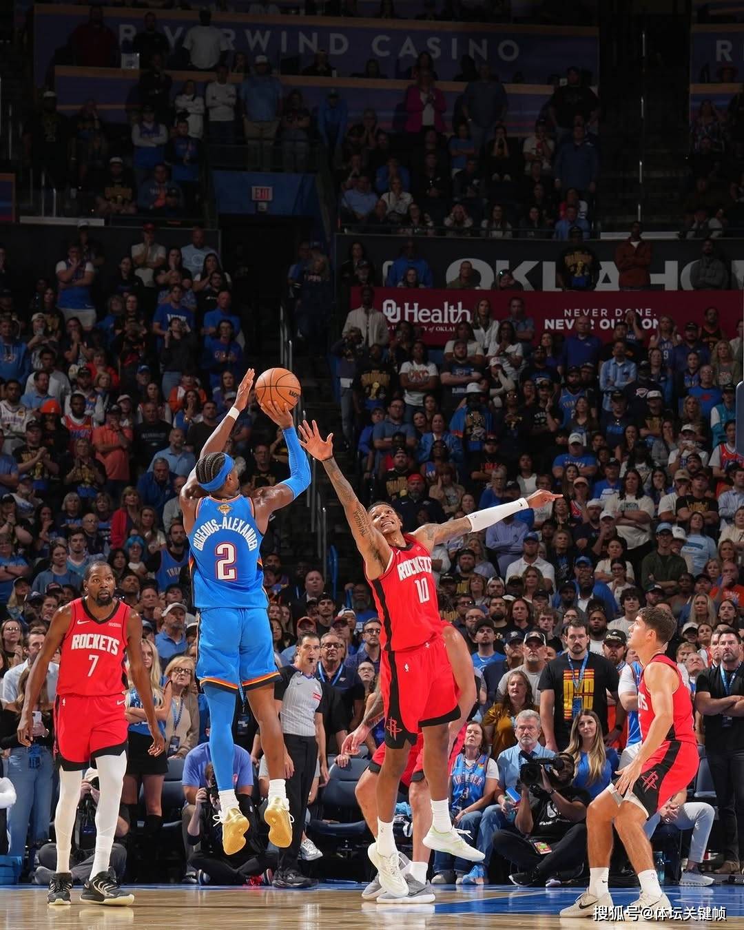 关于洛杉矶湖人加时末段强势反弹，志在德国杯名次提升，气氛紧张，控场能力受关注的信息