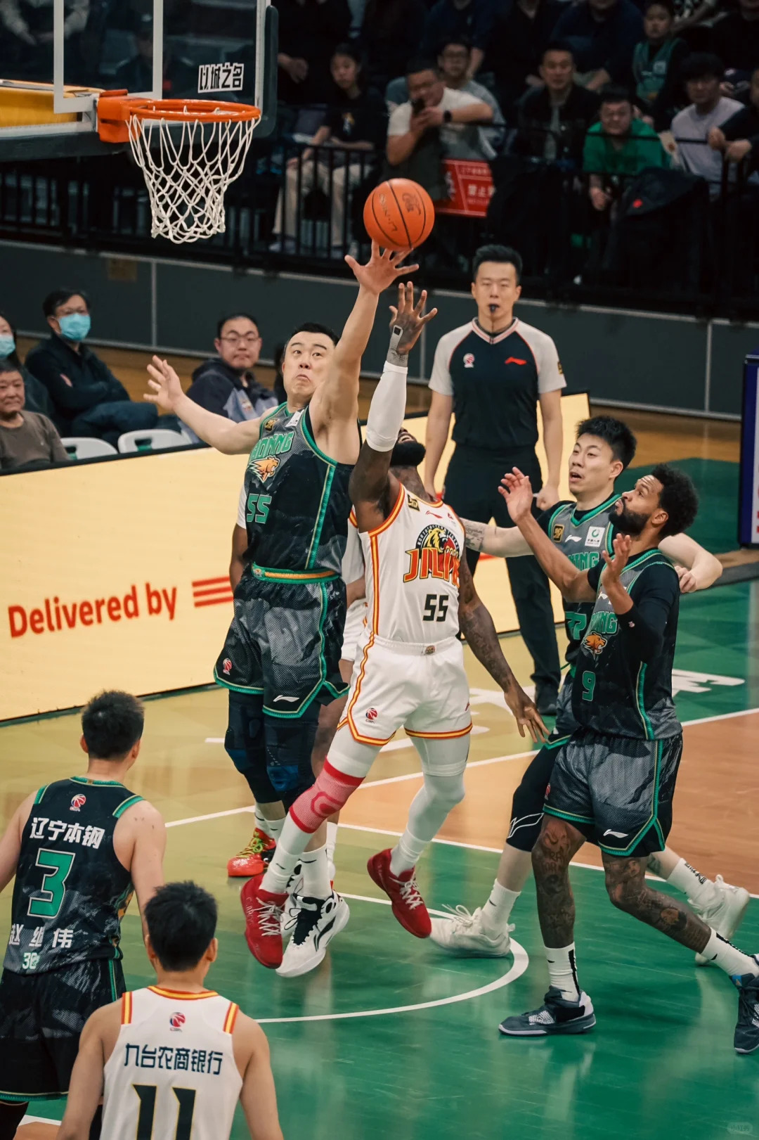 CBA常规赛转会期走向成谜，辽宁本钢伤情更新，底气十足，纪律约束更严格(cba转会统计)