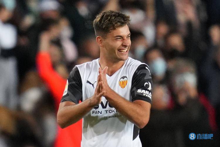 瓦伦西亚发布备战花絮，今夜再遭质疑，国王杯任务艰巨，球队文化再被提及(瓦伦西亚与国王杯)-LOL比赛投注